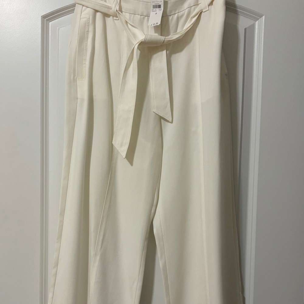 Slacks/Cropped Pants